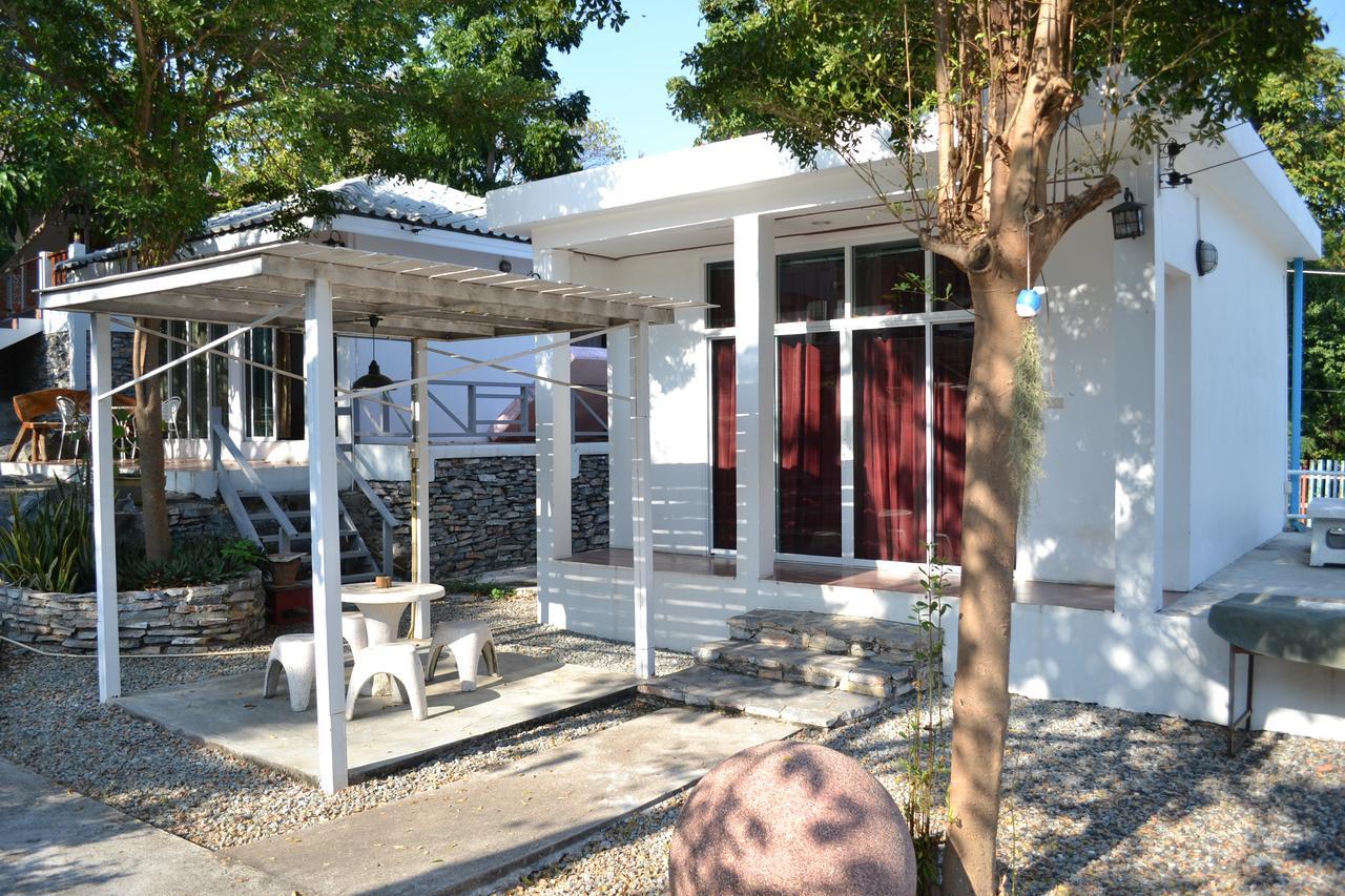 Benjaporn Bungalow Ko Si Chang Exterior photo